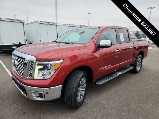 Used 2018 Nissan Titan SL image 4