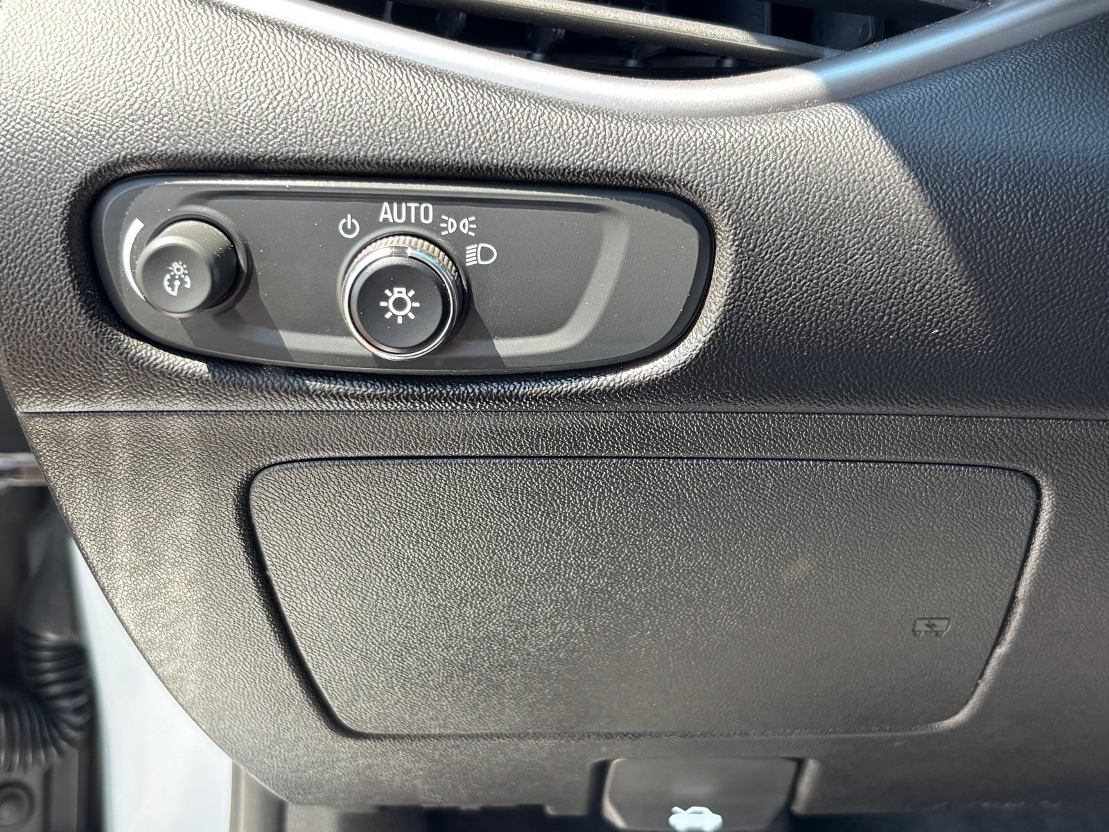 Used 2023 Chevrolet Malibu LT FWD image 26