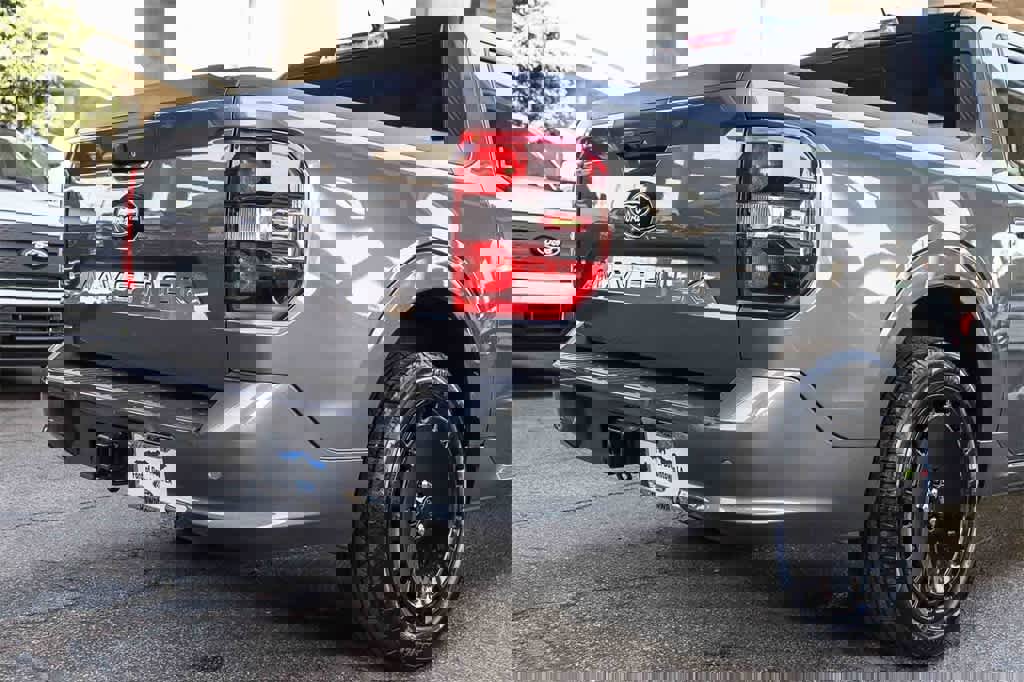 New 2026 Ford Maverick Lobo image 9