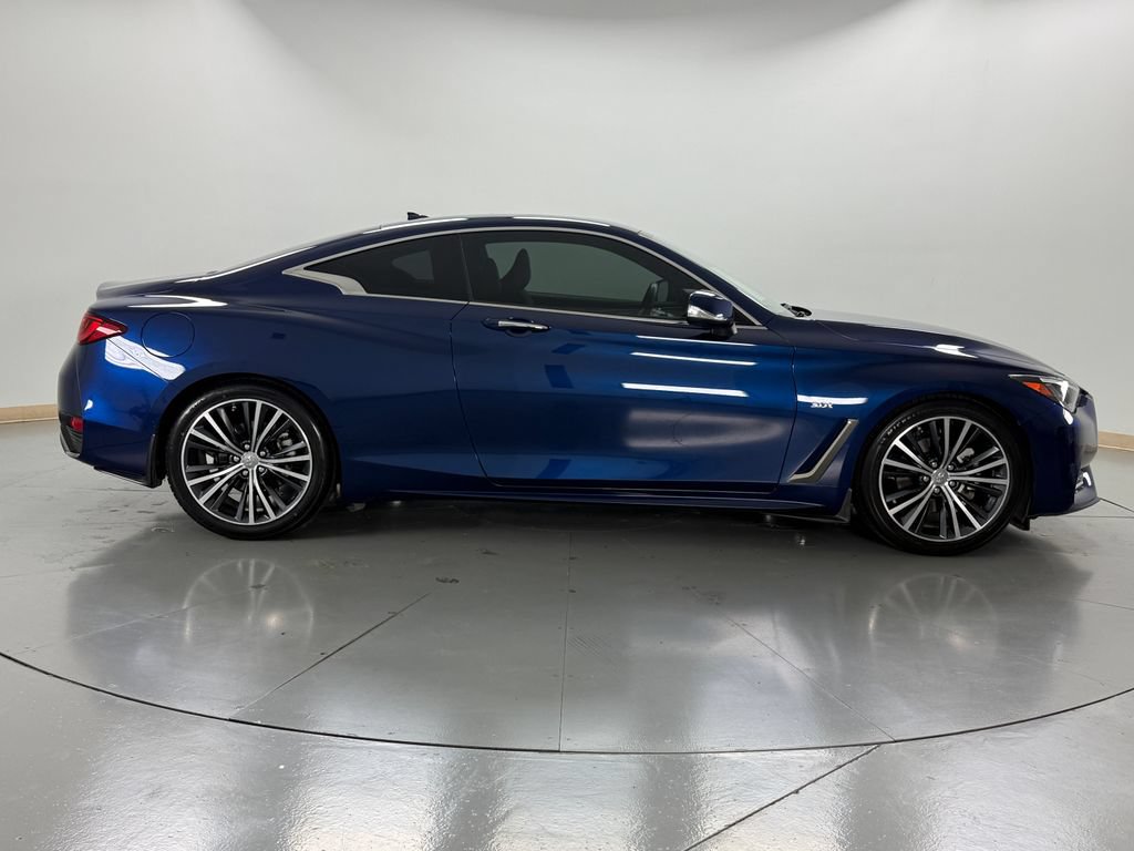 Used 2017 INFINITI Q60 3.0t w/ Cargo Package RWD image 5