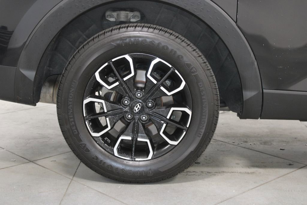 Used 2023 Hyundai Santa Cruz SEL Premium image 13