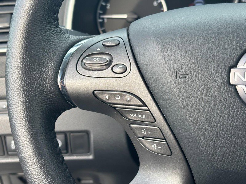 Used 2024 Nissan Murano SV w/ SV Midnight Edition Package image 17