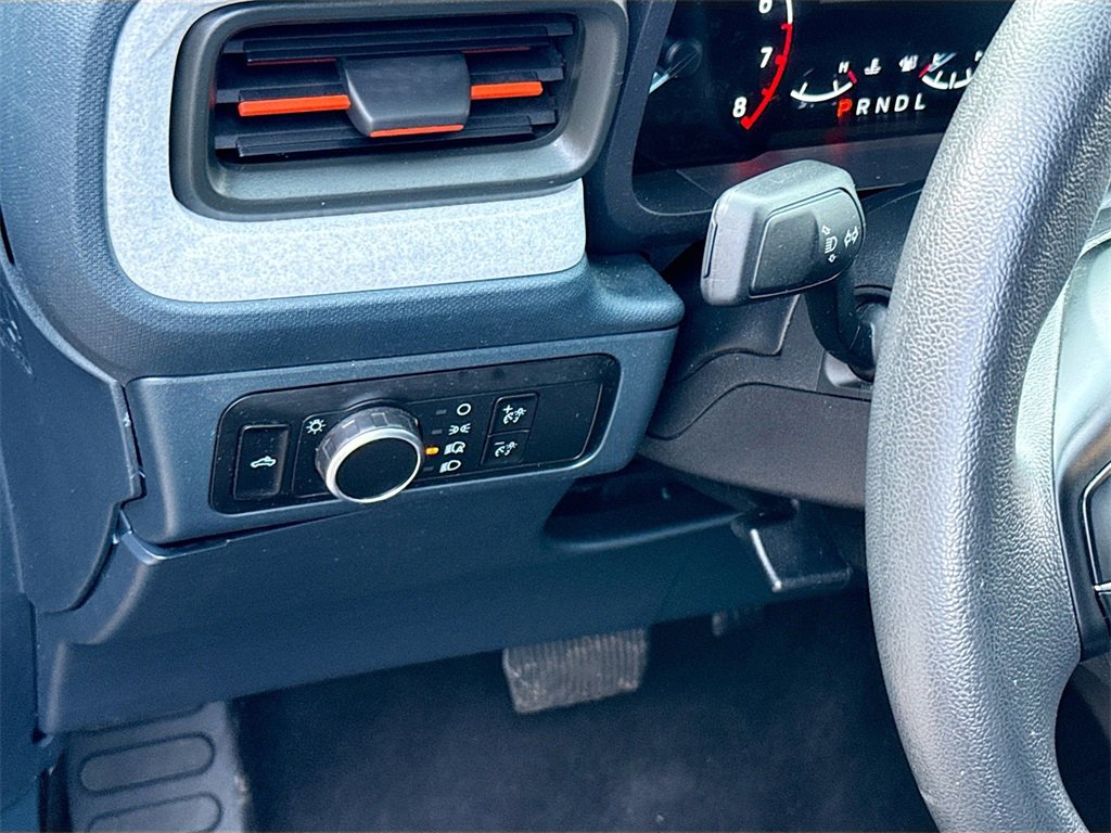 Used 2023 Ford Maverick XLT image 11