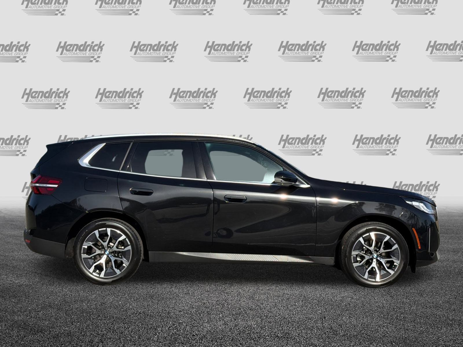 Used 2025 BMW X3 xDrive30i w/ Premium Package image 3
