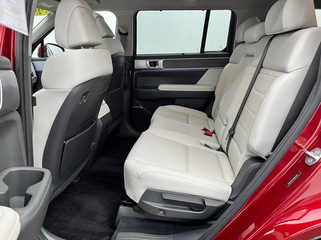 Used 2024 Hyundai Santa Fe Limited AWD/4WD image 40