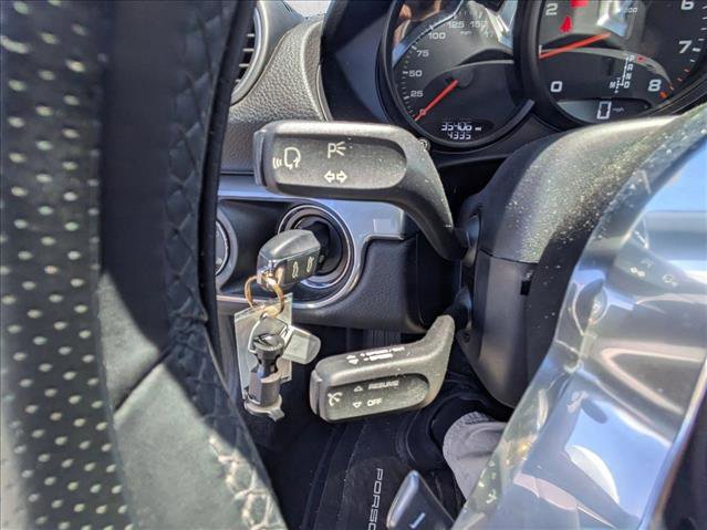 Used 2019 Porsche 718 Cayman RWD image 12