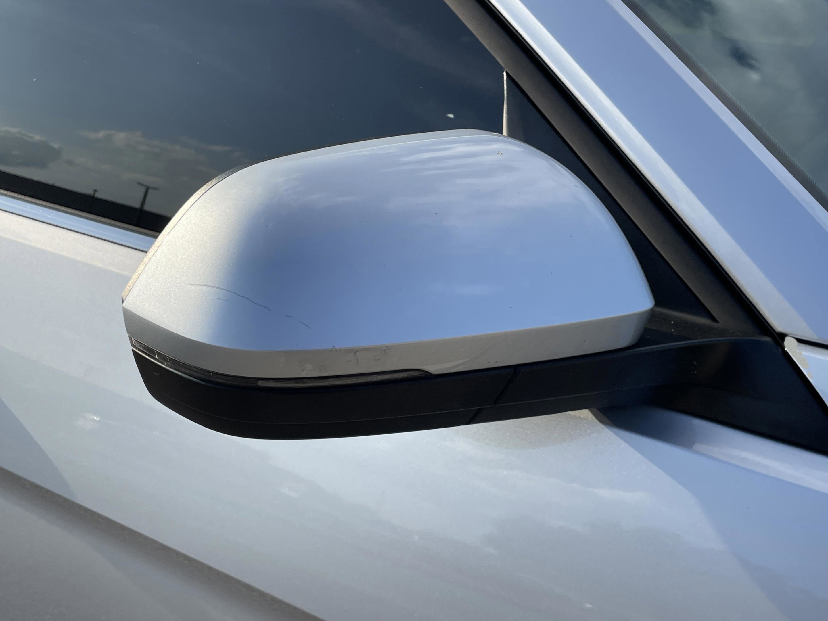 Used 2018 Volkswagen Atlas Launch Edition image 16