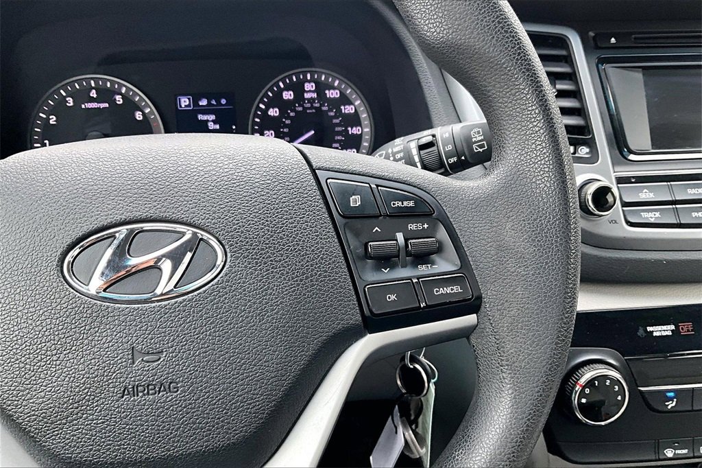 Used 2018 Hyundai Tucson SE image 16