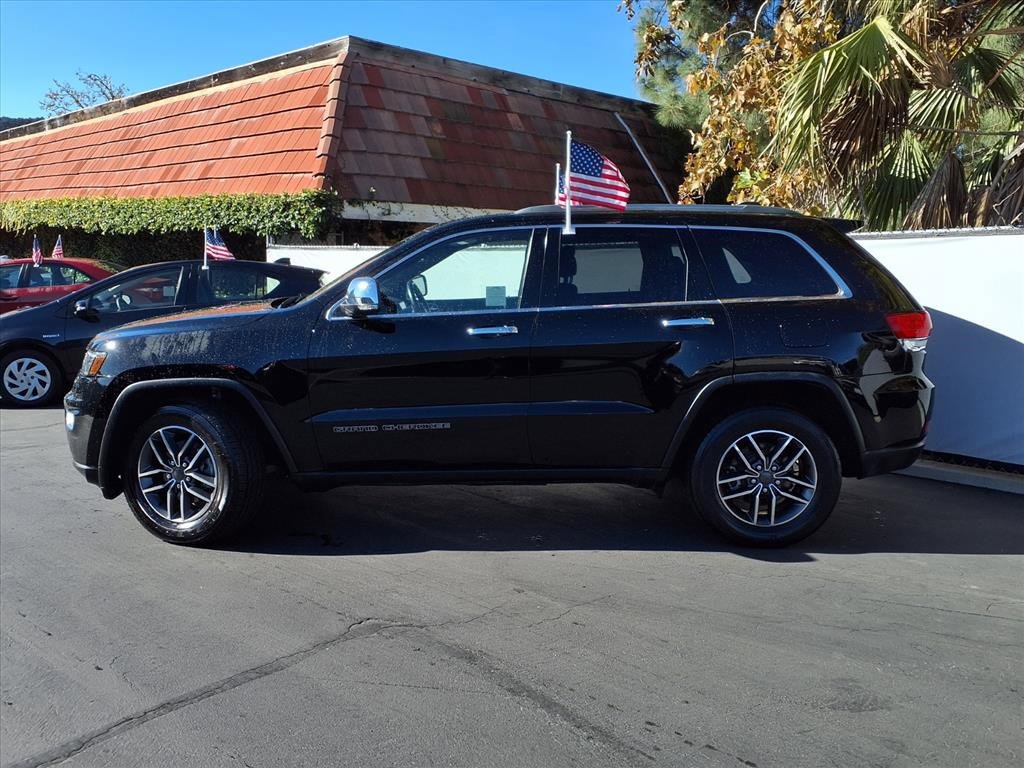 Used 2019 Jeep Grand Cherokee Limited w/ Luxury Group II image 3