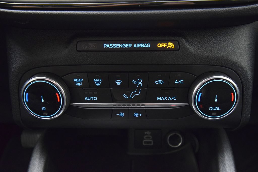 Used 2025 Ford Escape ST-Line AWD/4WD image 30