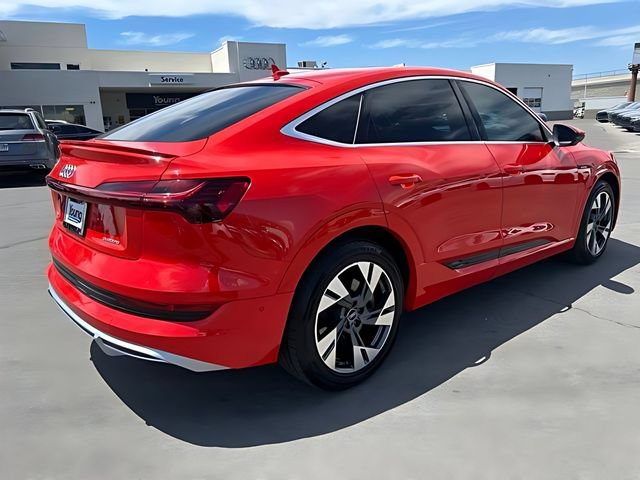 Used 2021 Audi e-tron Prestige w/ Prestige Package AWD/4WD image 3