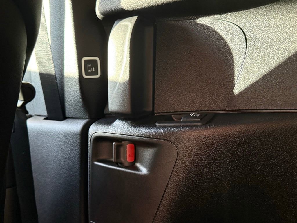 New 2026 Chrysler Pacifica Select image 21