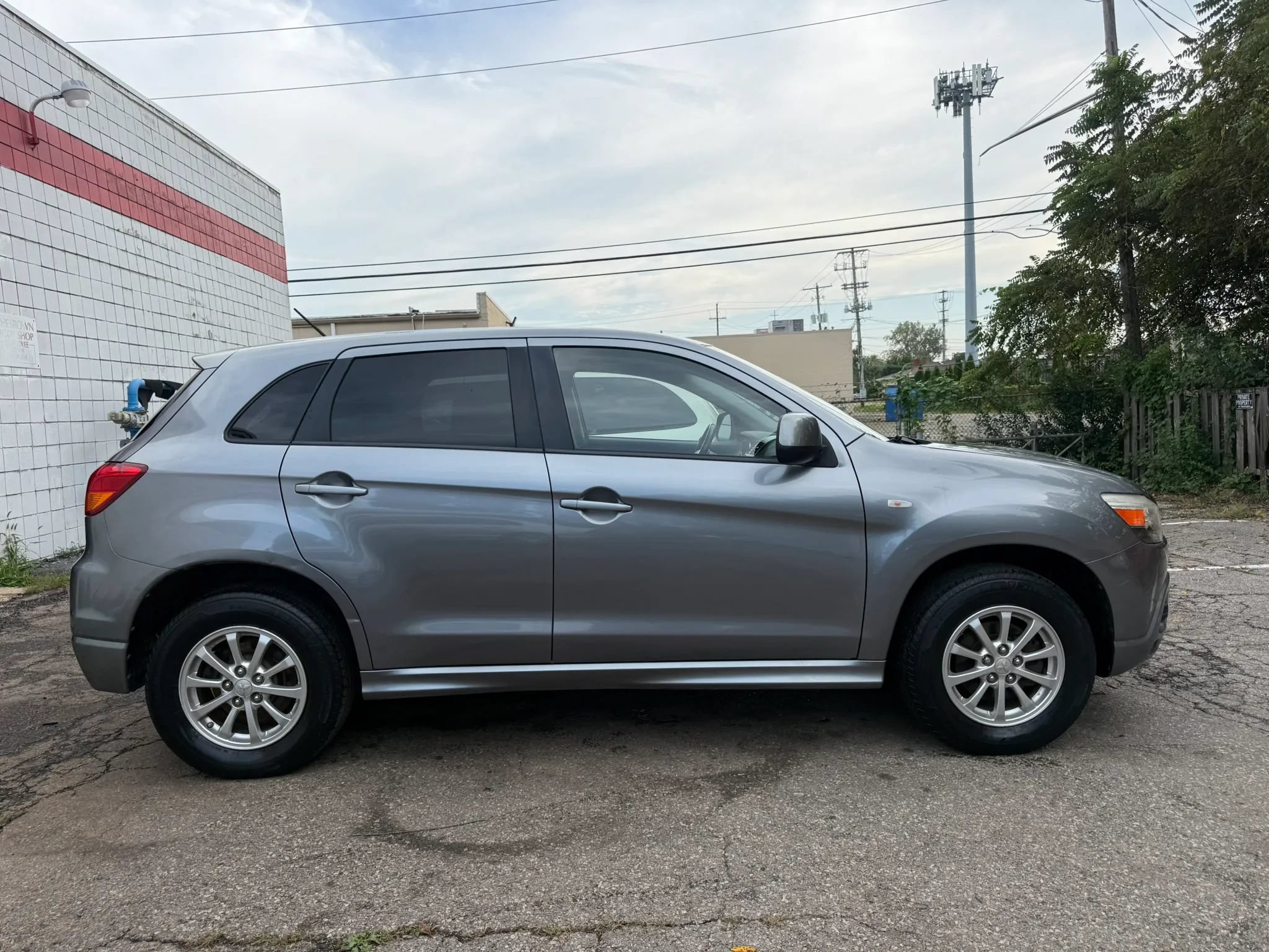 Used 2012 Mitsubishi Outlander Sport ES FWD image 4