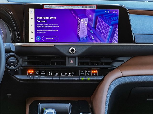 New 2025 Toyota Crown Signia image 22