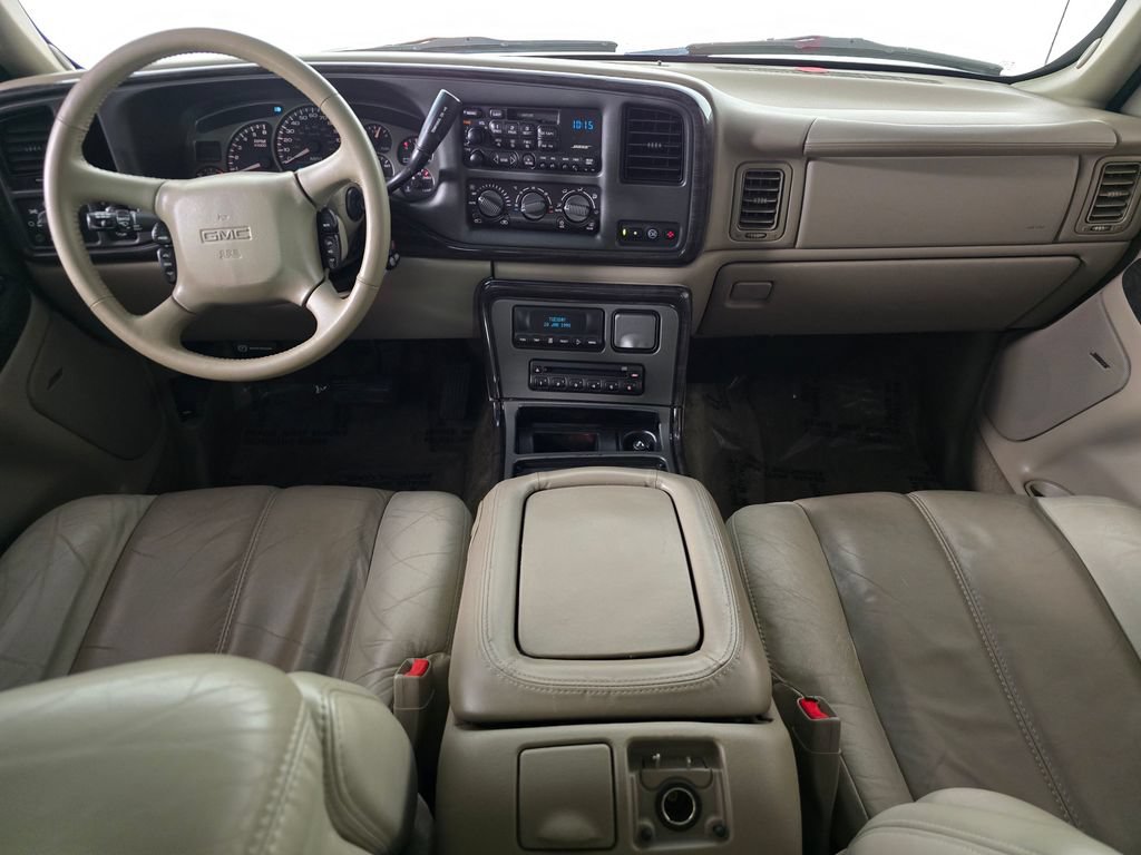 Used 2002 GMC Yukon Denali AWD/4WD image 23