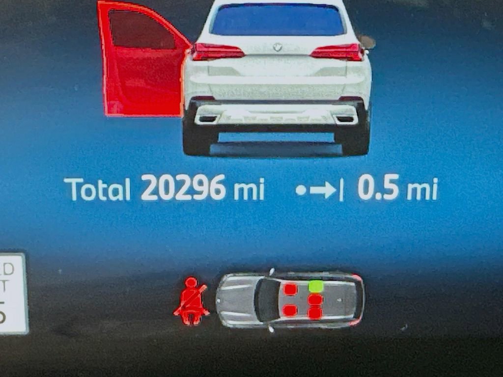 Used 2024 BMW X5 xDrive40i w/ Parking Assistance Package image 24