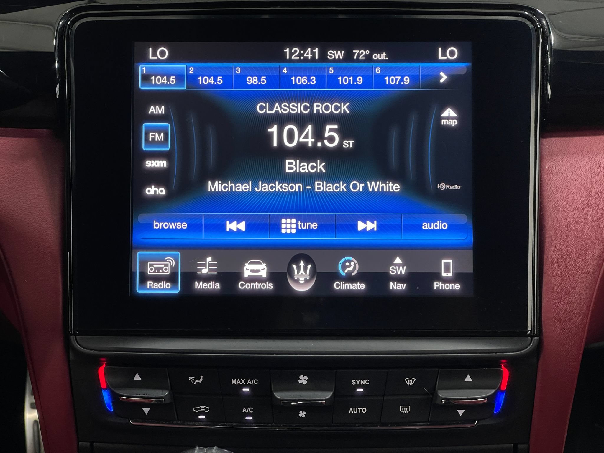Used 2018 Maserati Quattroporte S GranSport Q4 AWD/4WD image 24