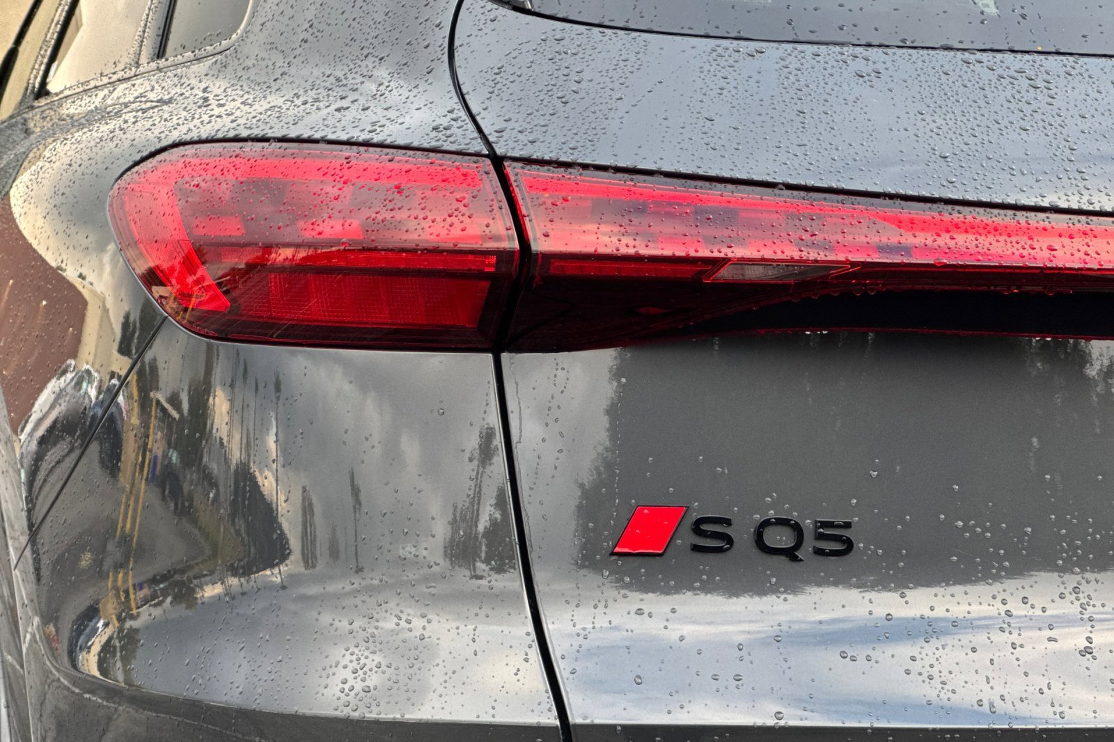 New 2025 Audi SQ5 Premium Plus image 23