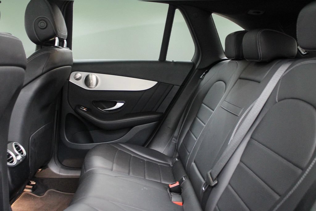 Used 2021 Mercedes-Benz GLC 300 image 26