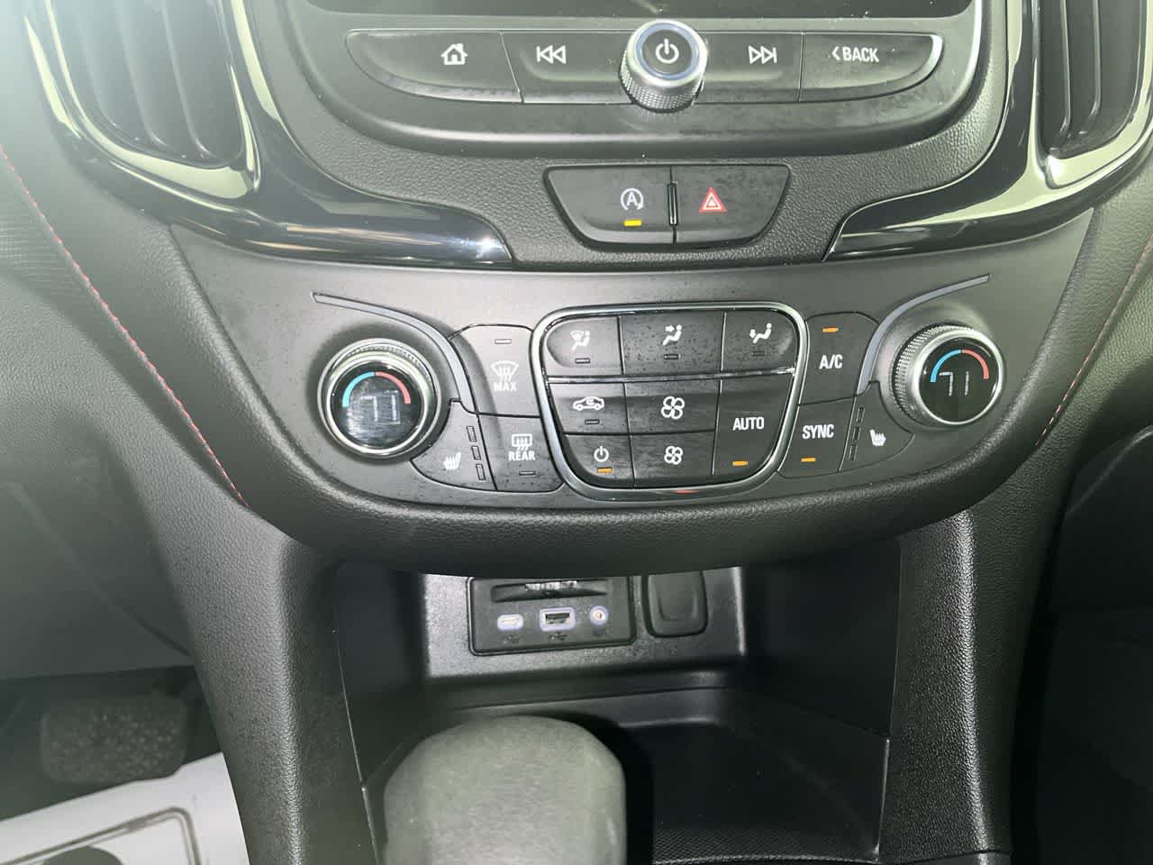 Used 2024 Chevrolet Equinox RS AWD/4WD image 20