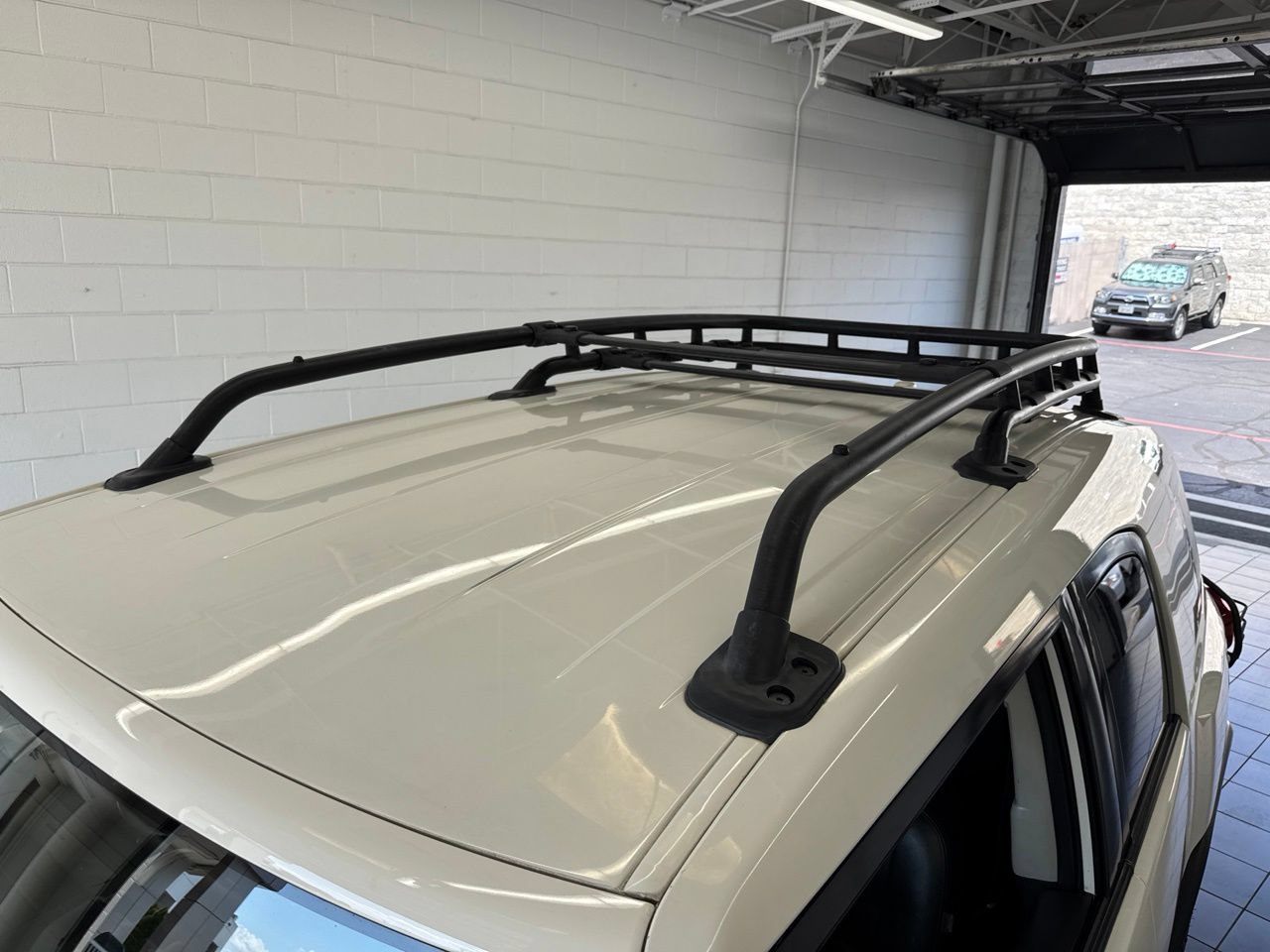 Used 2014 Toyota FJ Cruiser 4WD w/ Convenience Package image 17
