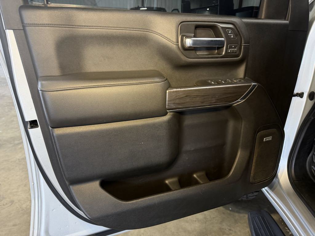 Used 2020 Chevrolet Silverado 2500 LTZ w/ LTZ Premium Package AWD/4WD image 13
