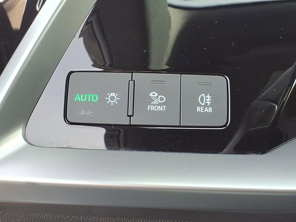 Used 2024 Audi A3 2.0T Premium image 17