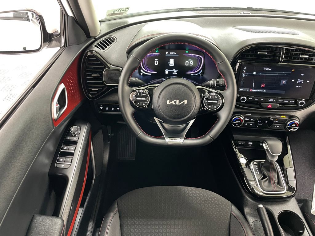 Used 2025 Kia Soul GT-Line FWD image 18
