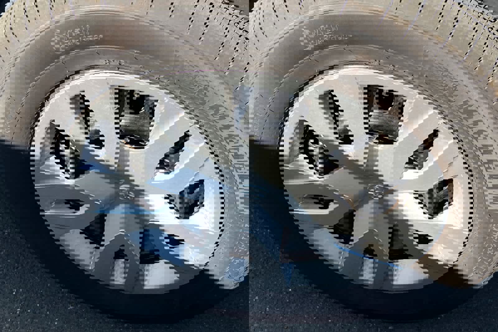 Certified 2024 Toyota Corolla Cross L image 15