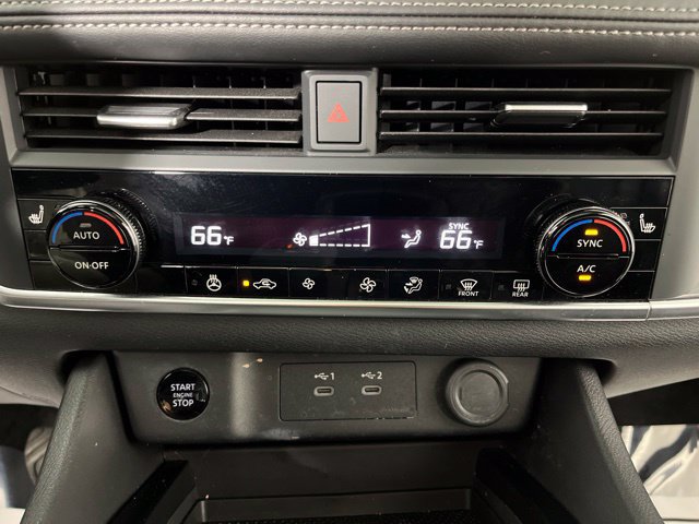 Used 2024 Nissan Rogue SV w/ SV Premium Package FWD image 28
