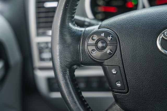 Used 2010 Toyota Sequoia Limited image 41