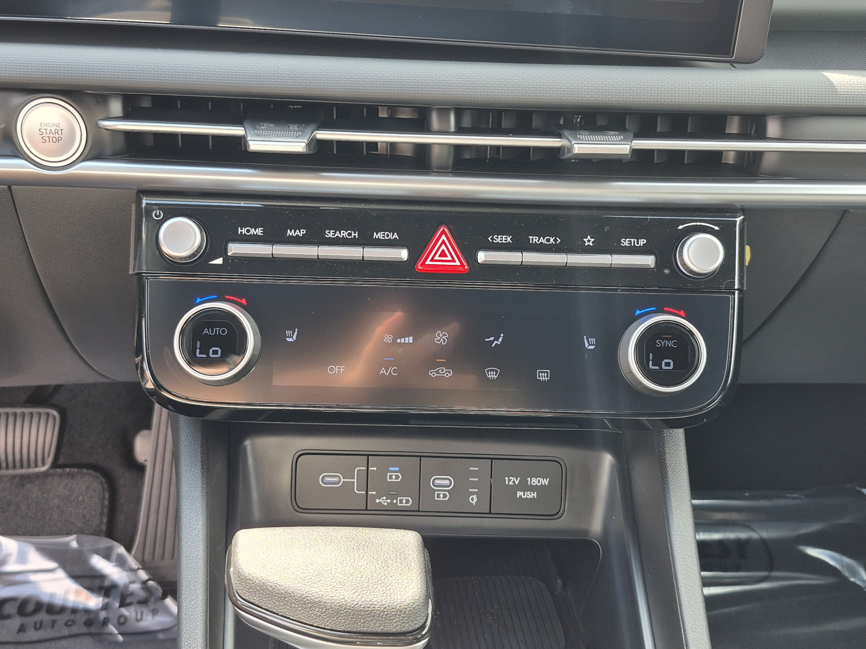New 2027 Hyundai Santa Cruz SEL FWD image 25