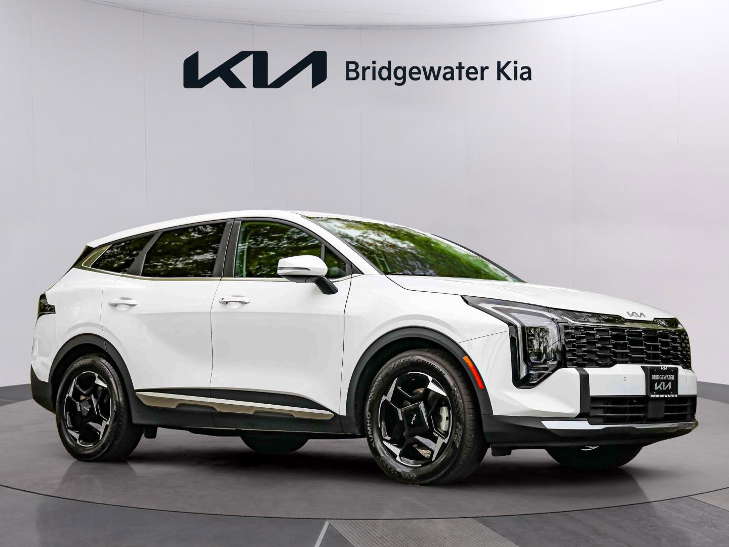 Certified 2026 Kia Sportage EX FWD image 2