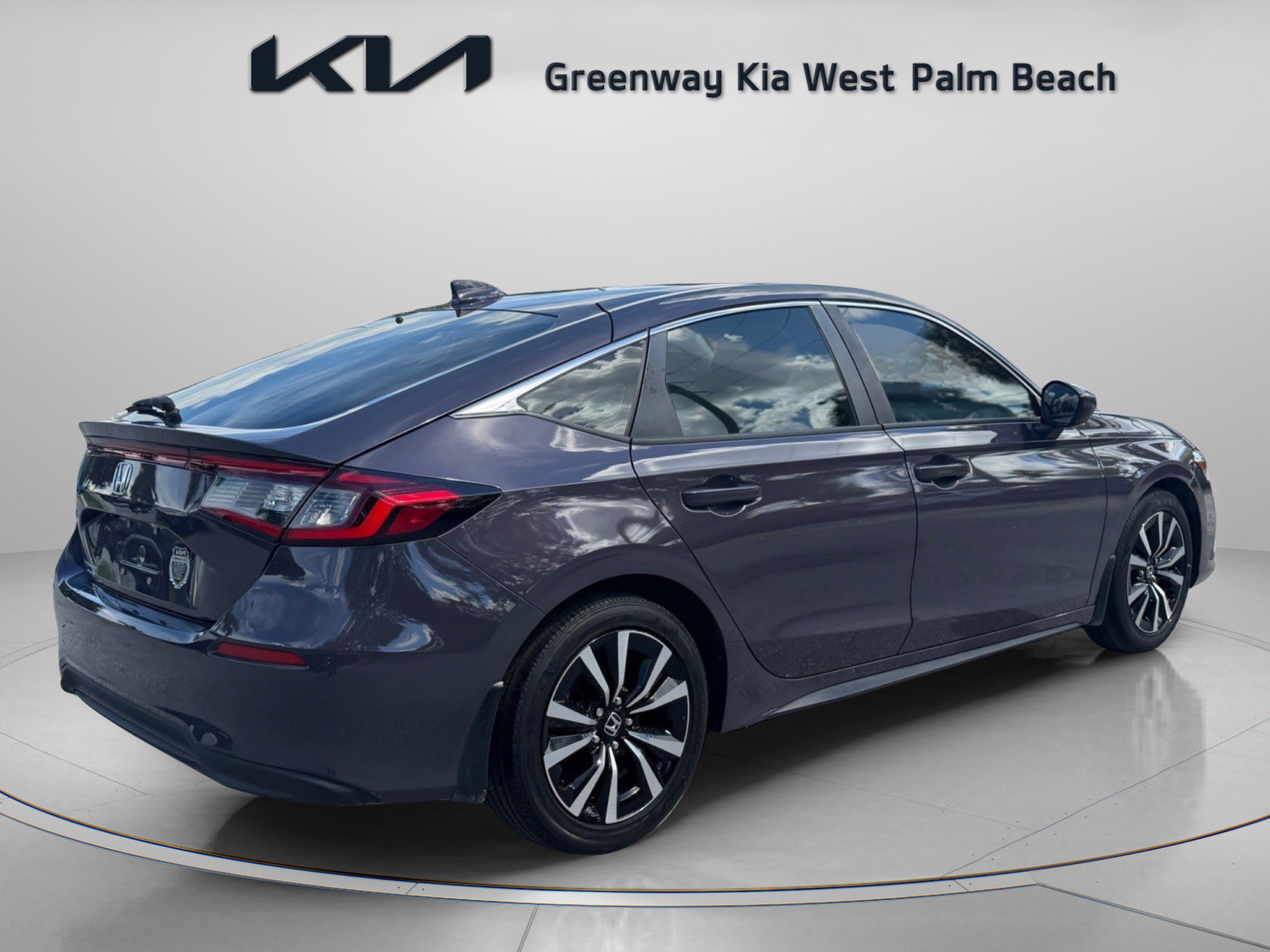 Used 2024 Honda Civic EX-L image 7