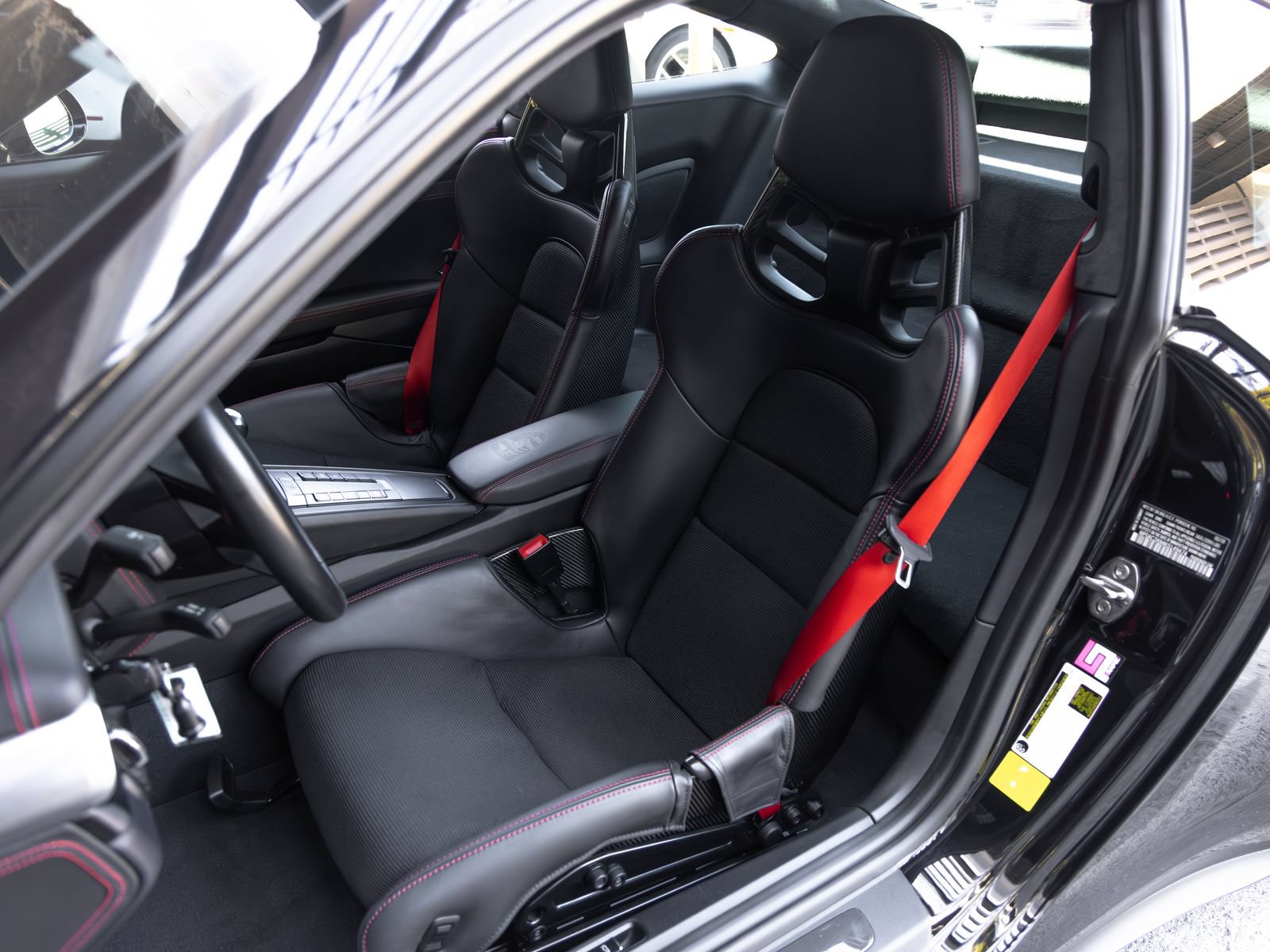 Certified 2019 Porsche 911 GT3 RWD image 5