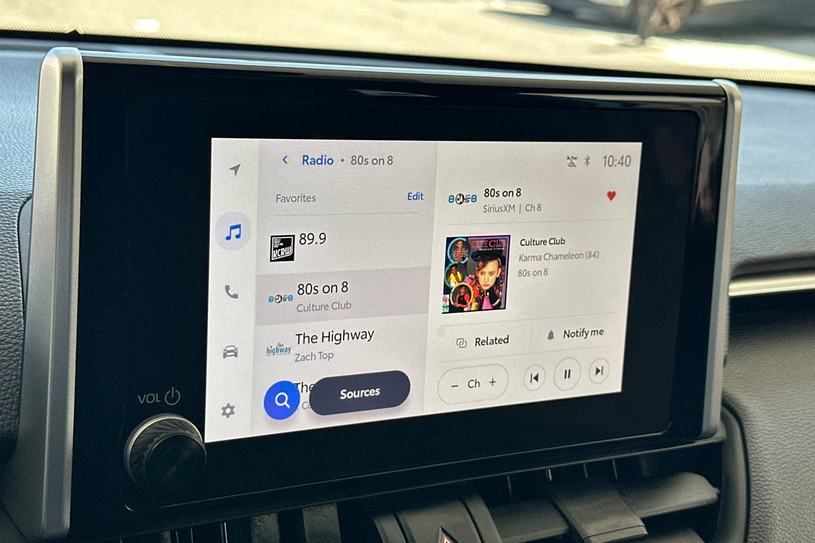 Certified 2025 Toyota RAV4 SE image 19
