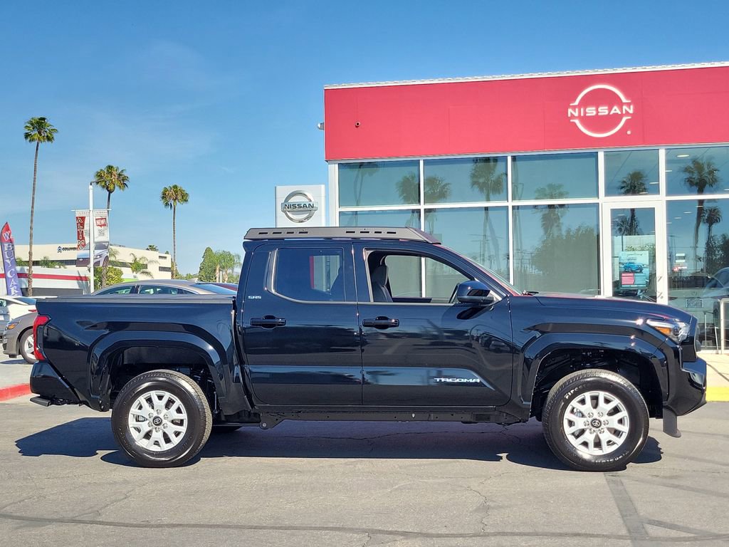 Used 2026 Toyota Tacoma SR5 AWD/4WD image 33