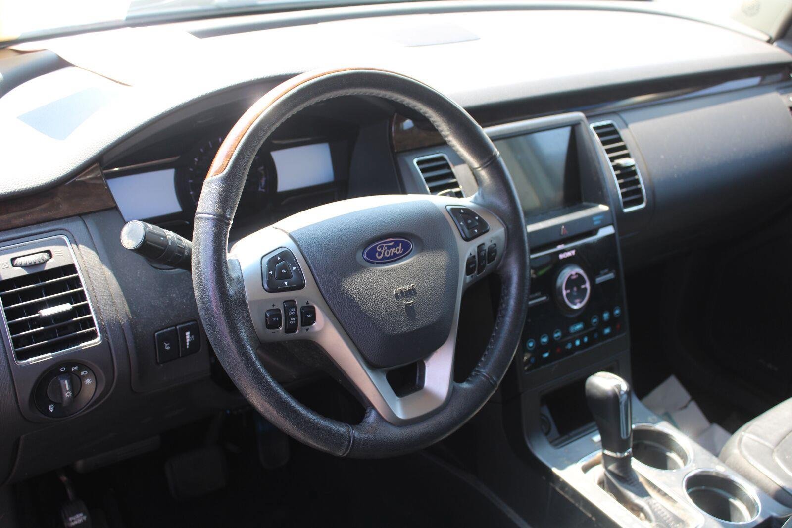 Used 2019 Ford Flex Limited w/ Equipment Group 303A AWD/4WD image 9
