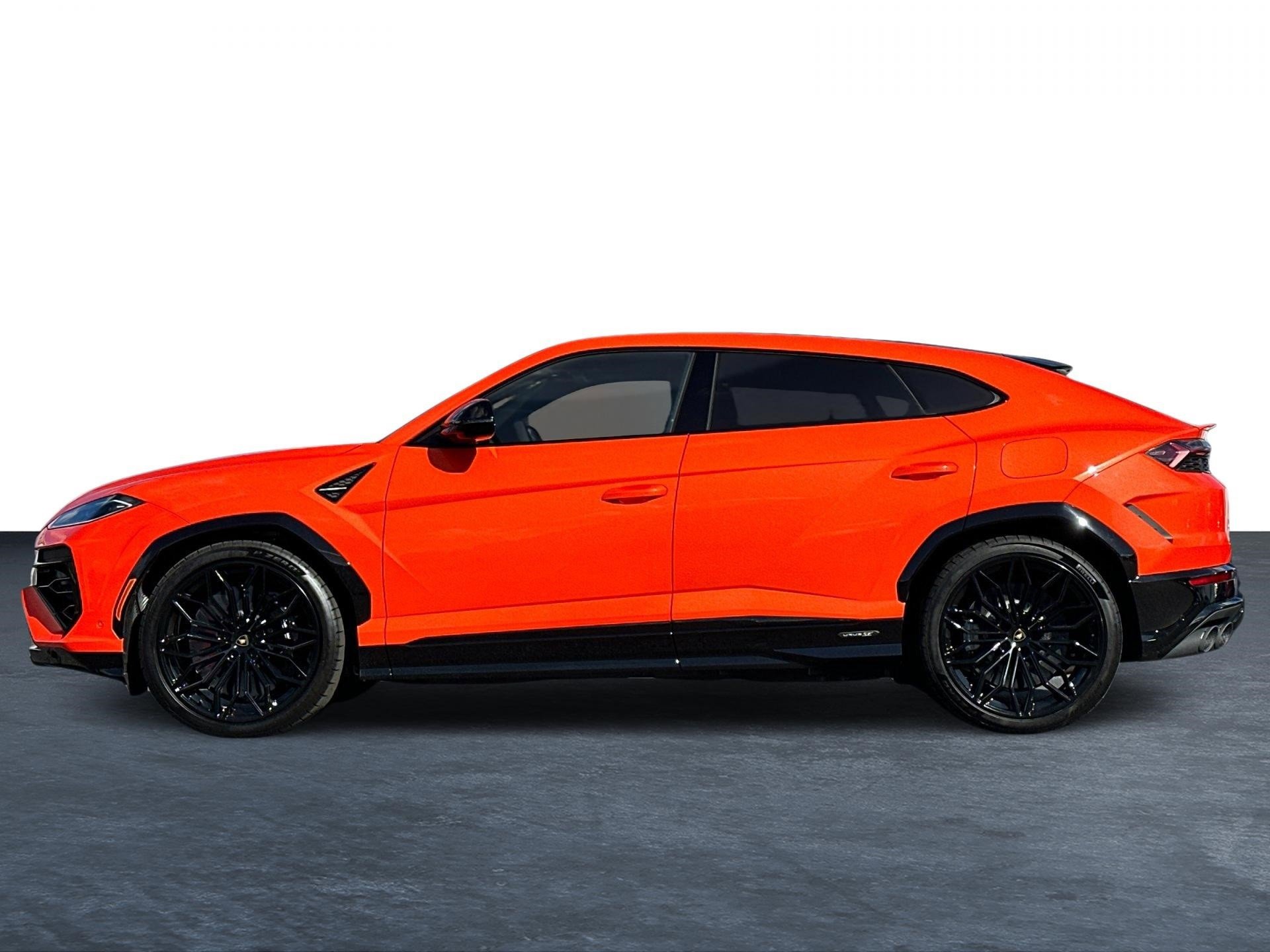 Used 2025 Lamborghini Urus SE image 11
