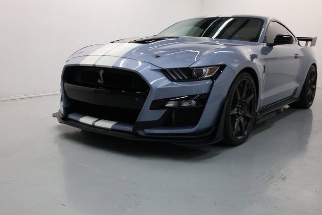 Used 2022 Ford Mustang Shelby GT500 w/ Carbon Fiber Track Pack image 56