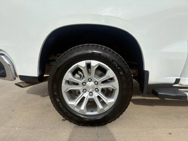 Used 2023 Chevrolet Silverado 1500 LTZ image 9