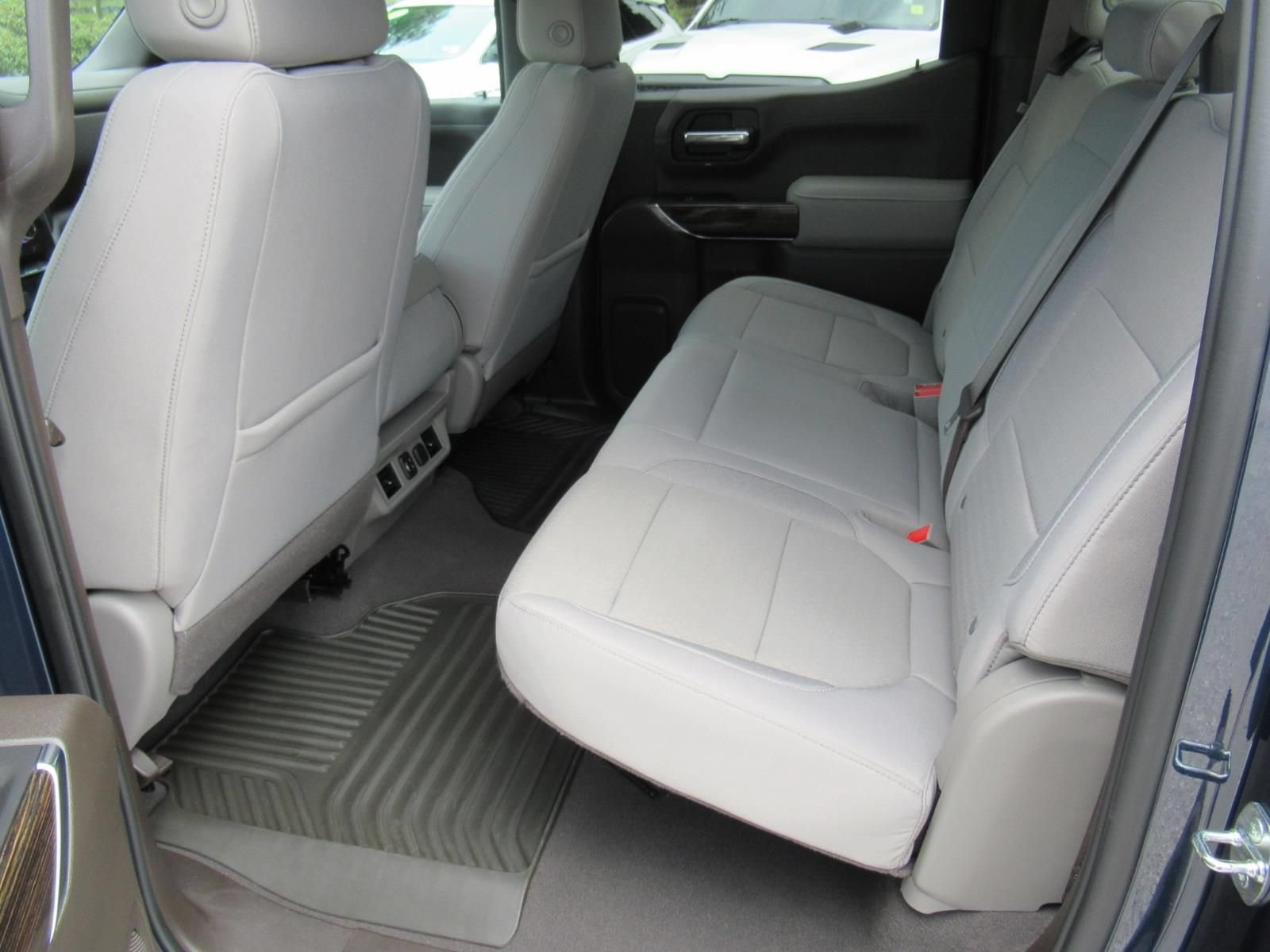 Used 2021 GMC Sierra 1500 SLE AWD/4WD image 32