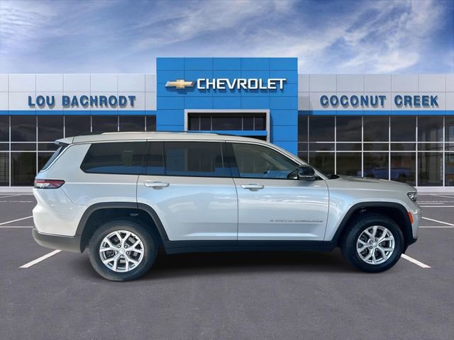 Used 2023 Jeep Grand Cherokee L Limited RWD image 9