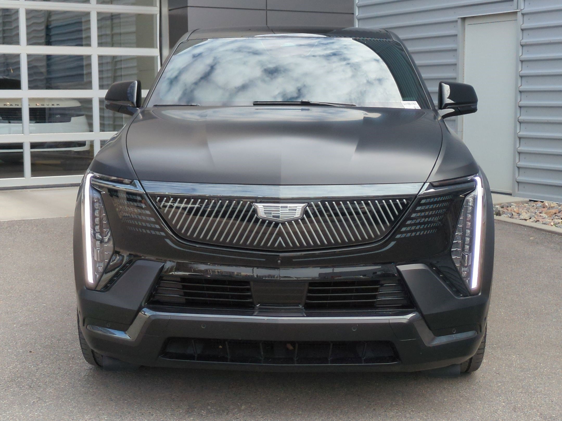 Used 2025 Cadillac Escalade IQ Sport 1 w/ Smart Trailering package image 9