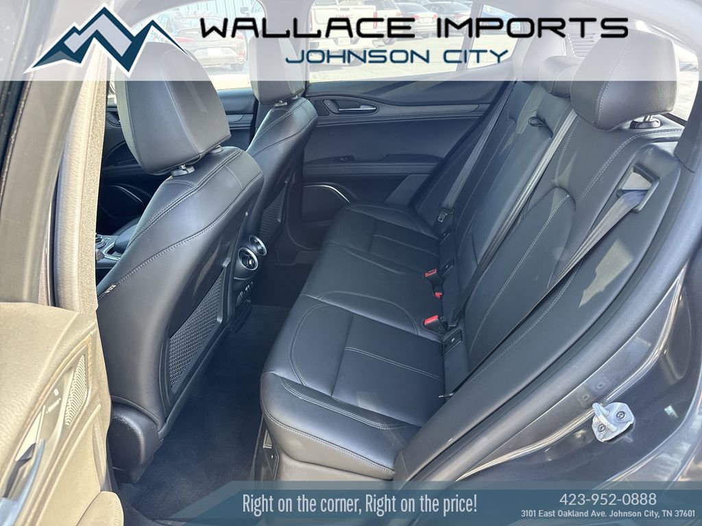Used 2023 Alfa Romeo Stelvio Ti image 38