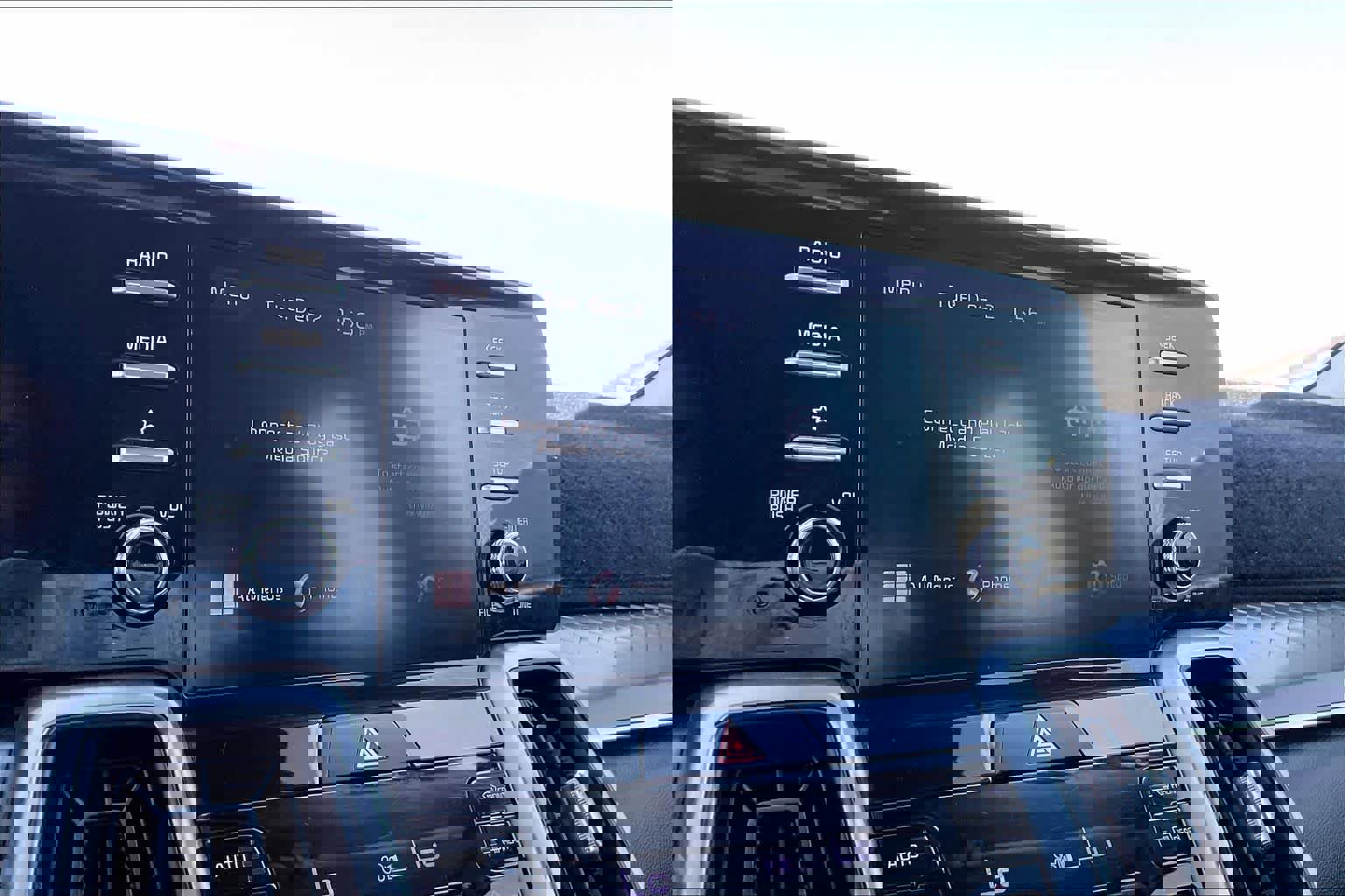 Used 2021 Kia Sorento S image 33