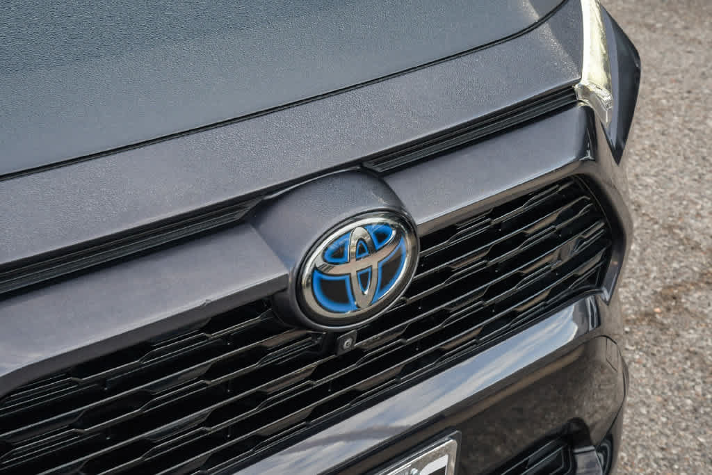 Certified 2023 Toyota RAV4 XSE AWD/4WD image 5