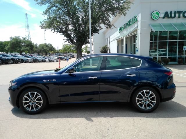 Used 2021 Maserati Levante AWD/4WD image 14