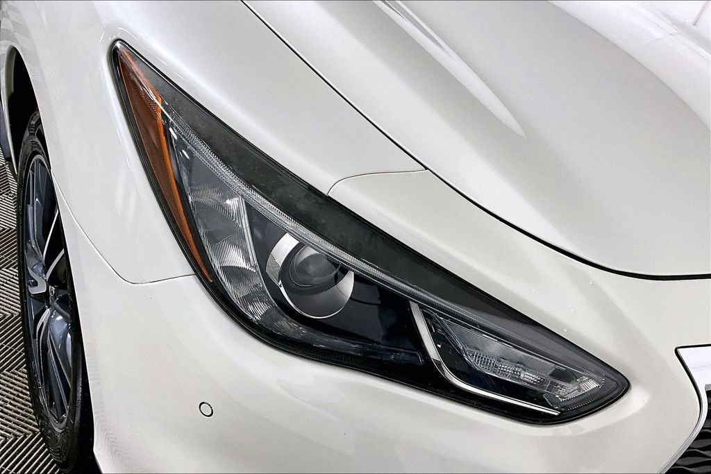 Used 2018 INFINITI QX60 Luxe w/ Deluxe Technology Package image 29