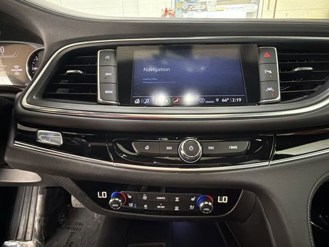 Certified 2022 Buick Enclave Avenir w/ Avenir Technology Package AWD/4WD image 18